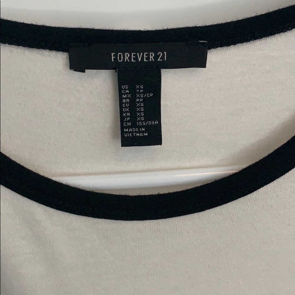 NEW Off-white Tee - Picture 2 of 3